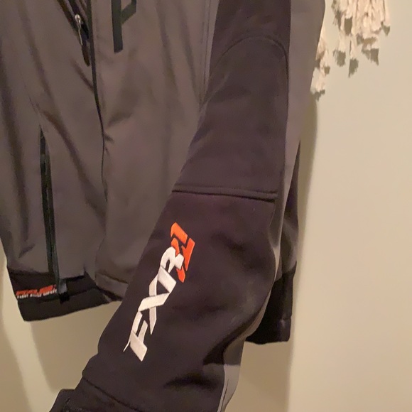 FXR performance jacket size XL - Picture 4 of 6